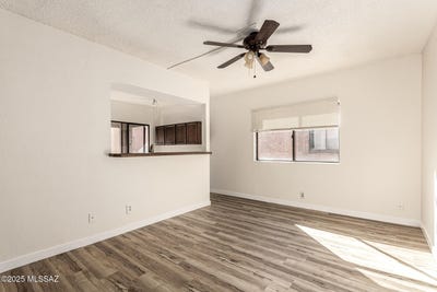 /international/us/1534-s-columbus-boulevard-tucson-az-110103102364/