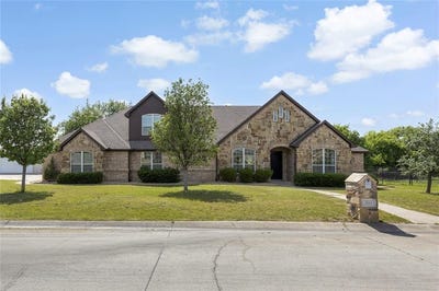 /international/us/544-hubbard-circle-nevada-tx-110108067052/