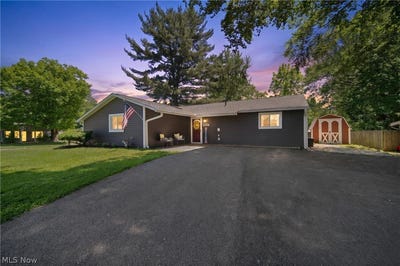 /international/us/3594-hanover-drive-kent-oh-110108439309/