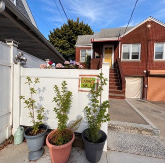 /international/us/9511-97th-street-ozone-park-ny-110120146943/