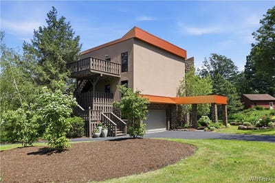 /international/us/6985-chestnut-ridge-road-orchard-park-ny-110108966187/