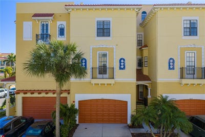 /international/us/6411-mayra-shores-lane-apollo-beach-fl-110105425155/