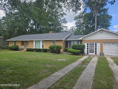 /international/us/821-n-augusta-avenue-n-waycross-ga-110108742286/