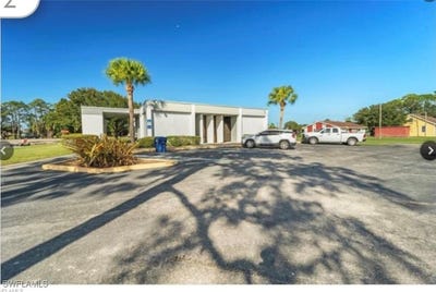 /international/us/1300-n-15th-street-unit-1-immokalee-fl-110097216949/