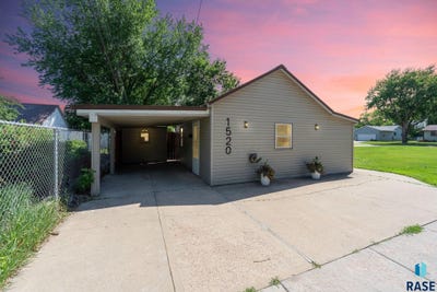 /international/us/1520-n-highland-ave-sioux-falls-sd-110108543959/?lang=fr
