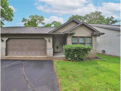 /international/us/14330-northwoods-drive-baxter-mn-110107409266/