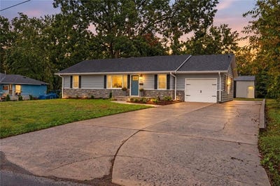 /international/us/206-highland-street-sweet-springs-mo-110110298220/