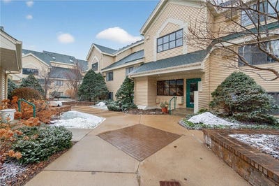/international/us/7606-york-avenue-s-edina-mn-110105872736/