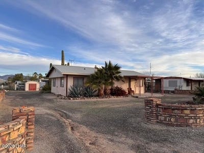 /international/us/66725-64th-pl-salome-az-110104256454/