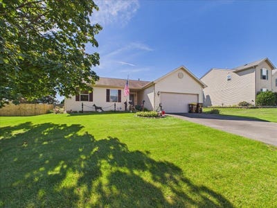 /international/us/2317-westfield-lane-belvidere-il-110110372207/