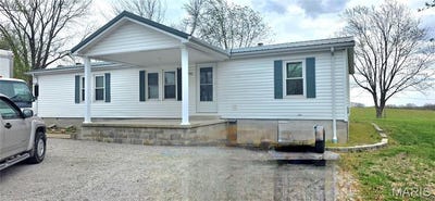 /international/us/732-roosevelt-street-chester-il-110106976175/
