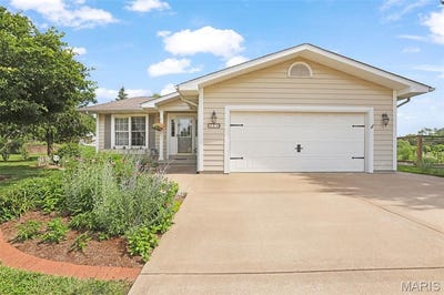 /international/us/428-sandpiper-lane-grafton-il-110108572462/