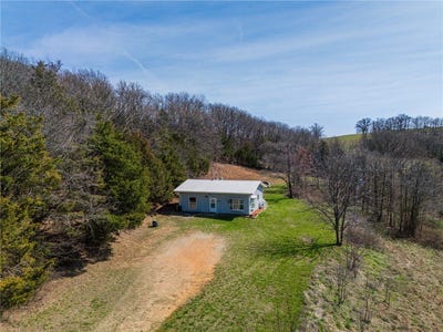 /international/us/3369-cr-608-berryville-ar-110106433952/