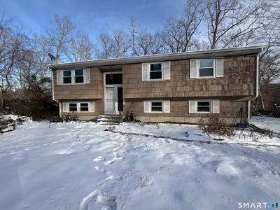 /international/us/39-latimer-drive-east-lyme-ct-110104548058/