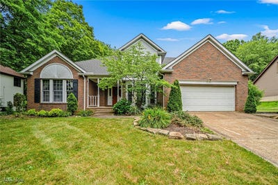 /international/us/2885-valley-road-cuyahoga-falls-oh-110101011552/