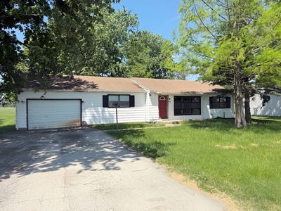 /international/us/424-s-3000-w-road-kankakee-il-110108548802/