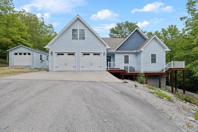 /international/us/1092-grandview-way-jamestown-tn-110096071782/