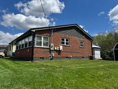 /international/us/231-cranberry-drive-beckley-wv-110107385695/