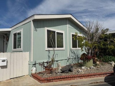 /international/us/824-w-15th-street-newport-beach-ca-110106727587/