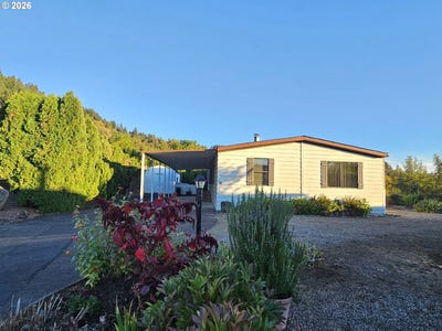 /international/us/5400-meeker-dr-kalama-wa-110110406939/