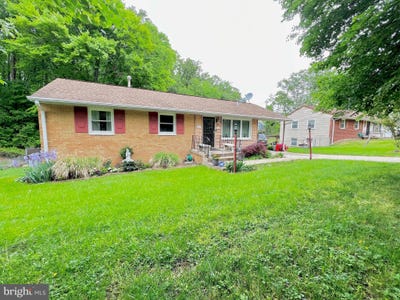 /international/us/7802-beechnut-road-capitol-heights-md-110107167566/