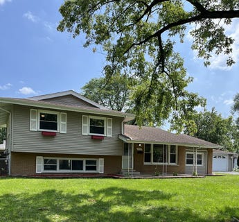 /international/us/18727-royal-road-homewood-il-110093432590/
