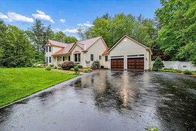 /international/us/6-acacia-street-merrimack-nh-110108552354/
