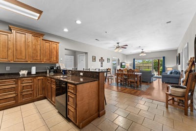 /international/us/201-rockwood-lane-branson-mo-110120016379/