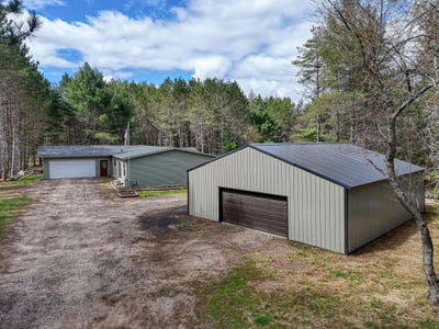 /international/us/4517-loggers-run-rd-eagle-river-wi-110107997402/