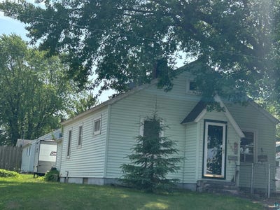 /international/us/1702-carlton-ave-cloquet-mn-110100941466/?lang=zh-tw