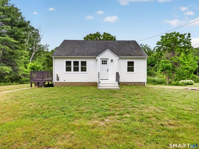 /international/us/1039-north-road-groton-ct-110108917872/