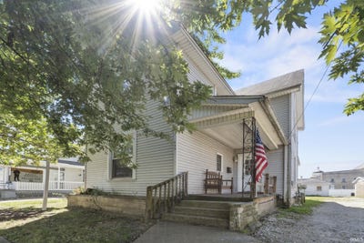 /international/us/424-byron-street-huntington-in-110119301845/