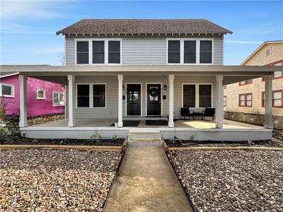 /international/us/325-louisiana-avenue-corpus-christi-tx-110105367789/
