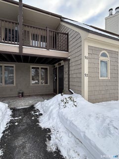 /international/us/90-little-oak-lane-rocky-hill-ct-110105318567/