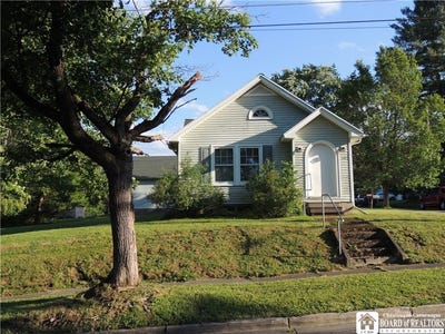 /international/us/153-brad-street-jamestown-ny-110108986624/