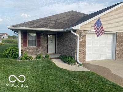 /international/us/1015-plaza-drive-martinsville-in-110100969673/