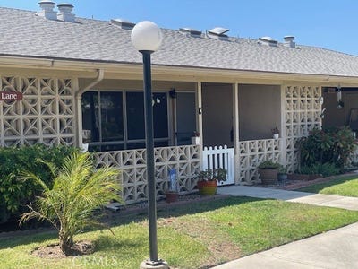/international/us/13601-medinac-lane-seal-beach-ca-110100975623/