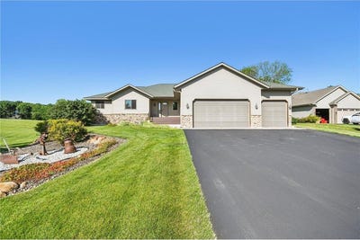 /international/us/20258-polk-street-nw-elk-river-mn-110100833159/