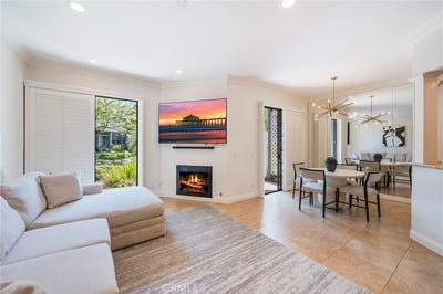 /international/us/8162-cape-hope-circle-huntington-beach-ca-110101098849/