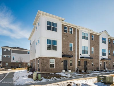 /international/us/1080-bogart-street-des-plaines-il-110107518441/
