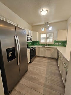 /international/us/1351-n-pleasant-drive-chandler-az-110108063891/