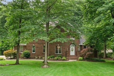 /international/us/189-ballantrae-drive-sagamore-hills-oh-110109088012/
