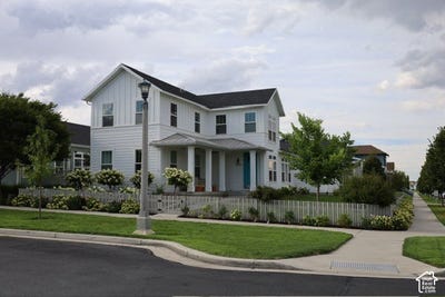 /international/us/4898-w-crosswater-rd-s-south-jordan-ut-110110060265/