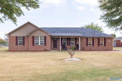 /international/us/209-steppe-court-huntsville-al-110110397862/