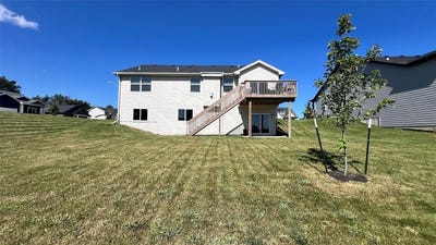 /international/us/3012-crest-view-circle-norwalk-ia-110106761643/