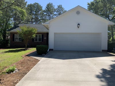 /international/us/1455-longleaf-drive-e-pinehurst-nc-110108296400/