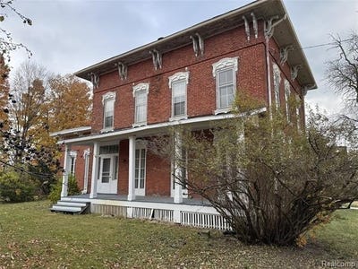 /international/us/7443-e-michigan-avenue-saline-mi-110103424926/