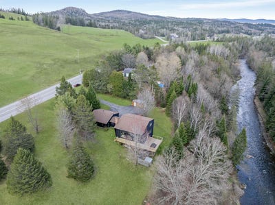 /international/us/156-route-26-colebrook-nh-110107910440/