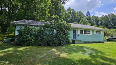 /international/us/1322-east-1st-avenue-big-stone-gap-va-110100586765/