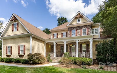 /international/us/132-chaska-loop-troutman-nc-110102392915/
